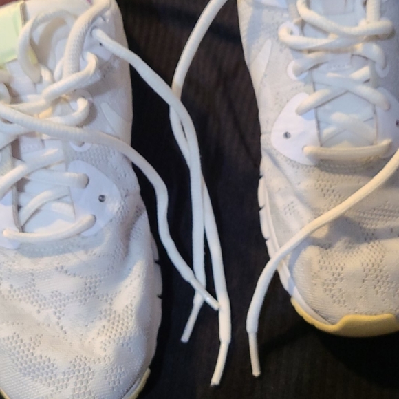 Nike Air Lace Design Sneakers - Picture 13 of 16